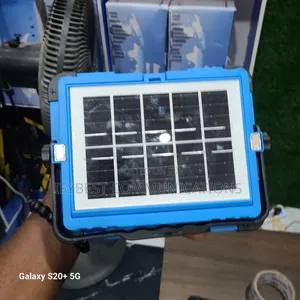 Solar Light That Can Serve as Ring Light for Content