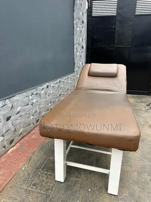 Neatly Used Spa Bed in Good Condition