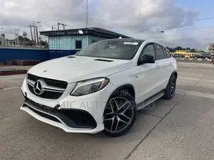 Mercedes-Benz GLE-Class 2019 White