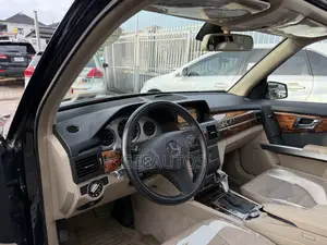 Mercedes-Benz GLK-Class 350 4MATIC 2010 Black