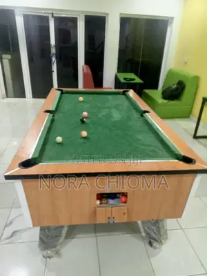 7ft Quality Pool Table With Complete Accessories