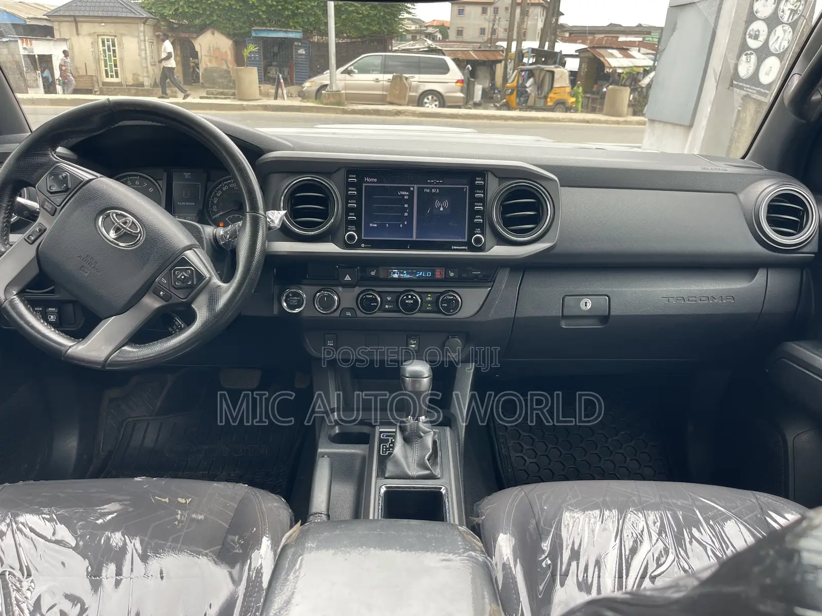Toyota Tacoma 2023 Gray