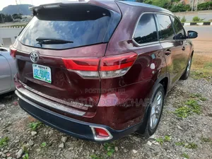 Toyota Highlander 2014 Maroon