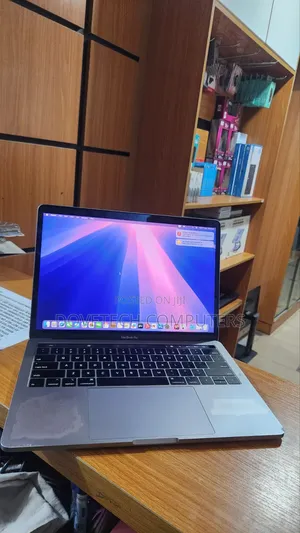 Laptop Apple MacBook Pro 2019 8GB Intel Core i5 SSD 256GB