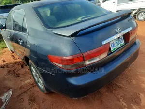 Honda Accord 2004 Gray