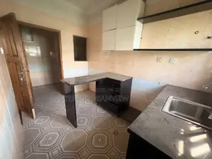 2bdrm Block of Flats in Zone 4 / Wuse for rent