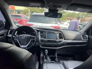 Toyota Highlander 2017 White