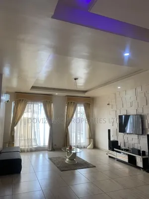 3bdrm Apartment in Victoria Island Extension for rent