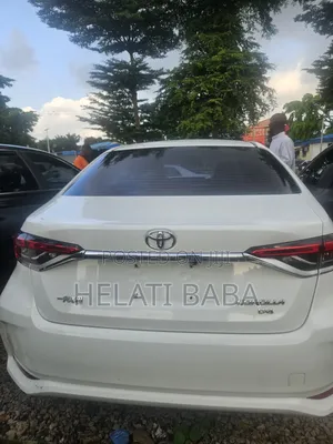 Toyota Corolla 2021 White