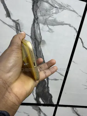 Apple iPhone XR 64 GB Yellow