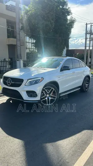 Mercedes-Benz GLE-Class 2015 White