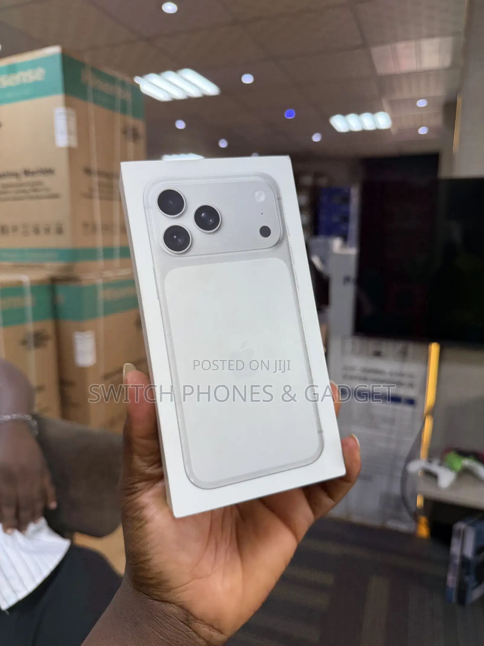 New Apple iPhone 17 Pro Max 256 GB White