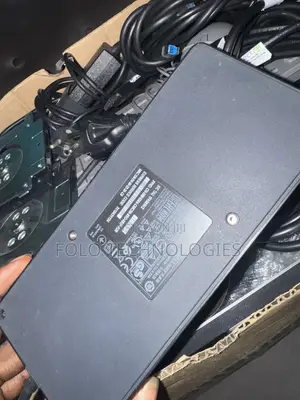 Original Dell Docking Station WD19