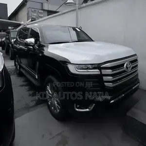 New Toyota Land Cruiser 2025 Black
