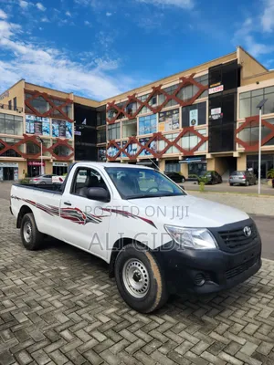Toyota Hilux 2009 White