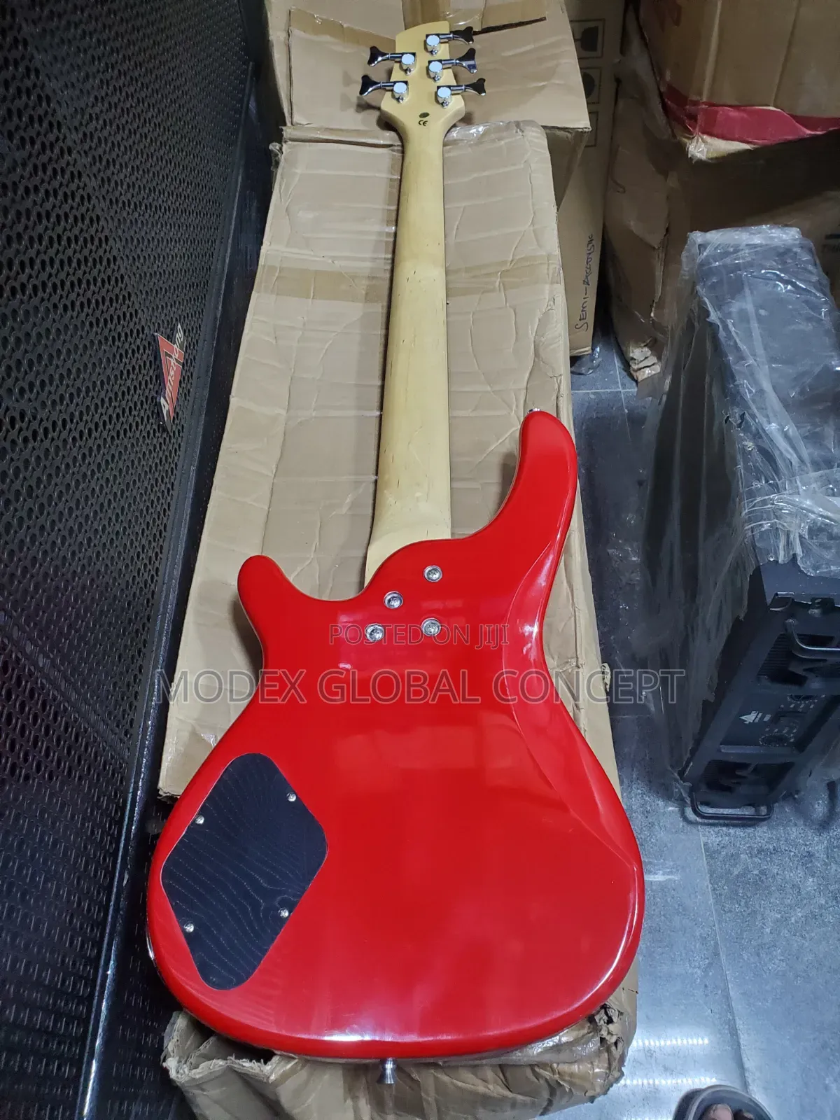 Armstrong Electric Bass Guitar 🎸