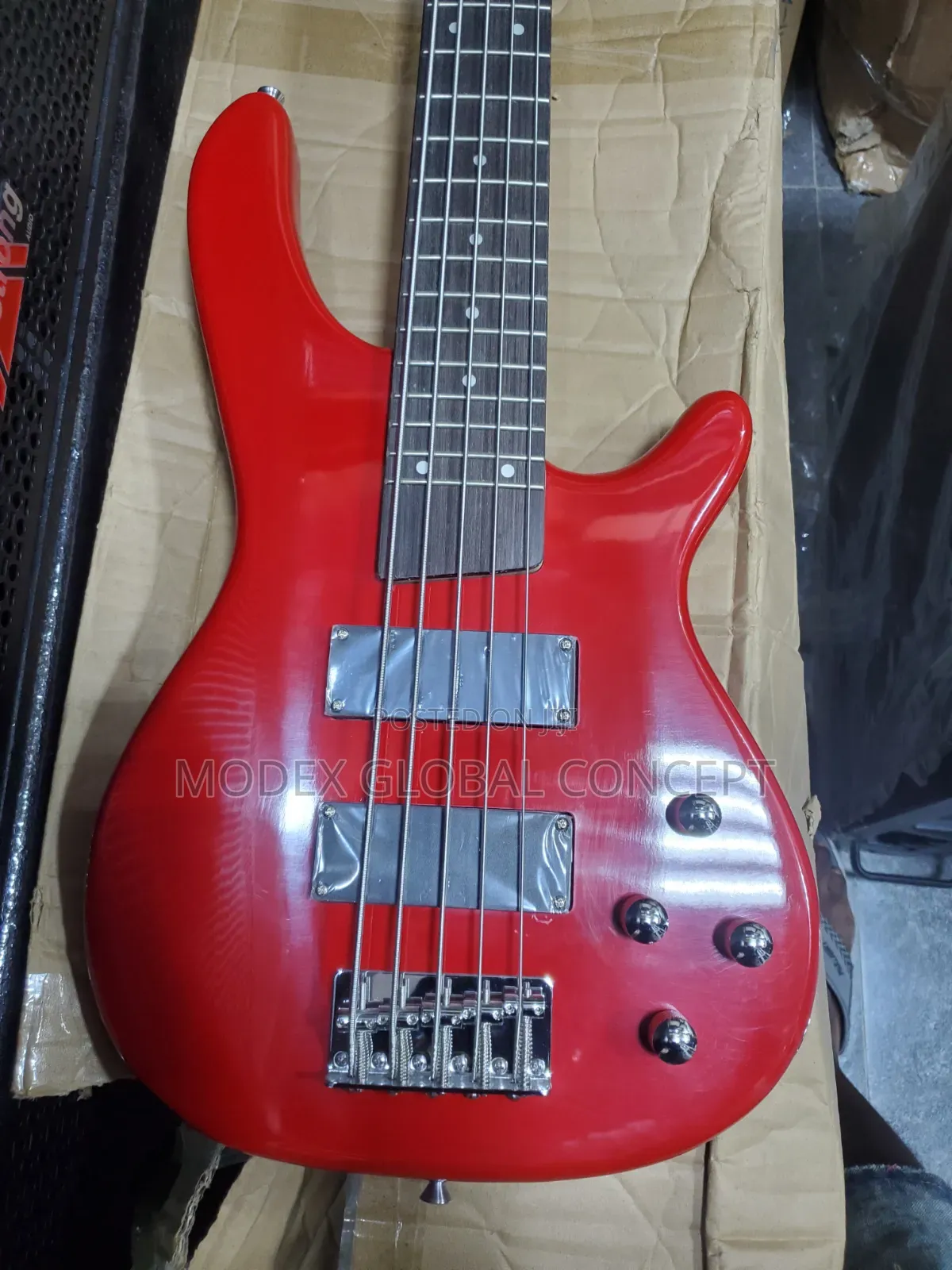 Armstrong Electric Bass Guitar 🎸