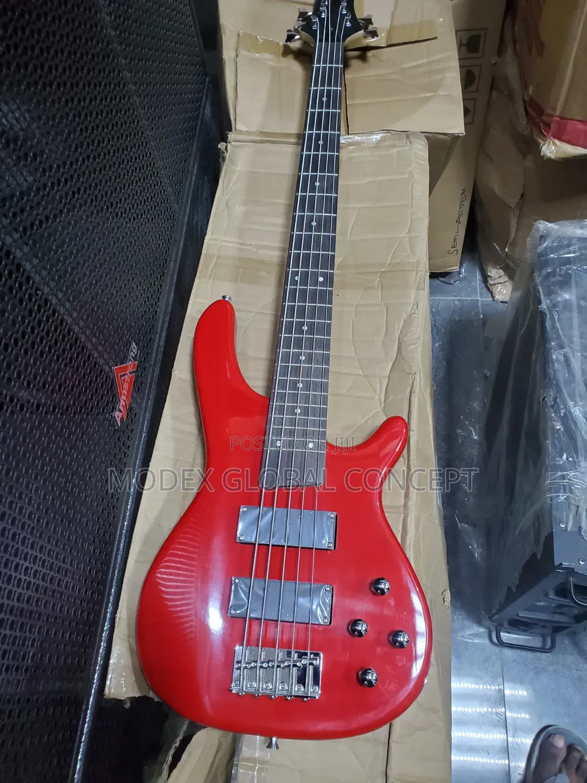 Armstrong Electric Bass Guitar 🎸