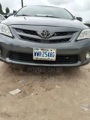 Toyota Corolla LE 4dr Sedan (1.8L 4cyl 4A) 2012 Gray