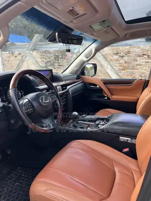 Lexus LX 570 (5 seats) AWD 2016 White