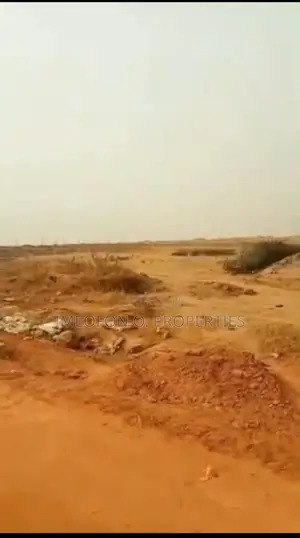 Land for Sale- Size :35.69ha on a Tarred Road at Karsana North