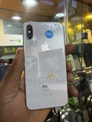 Apple iPhone X 256 GB White