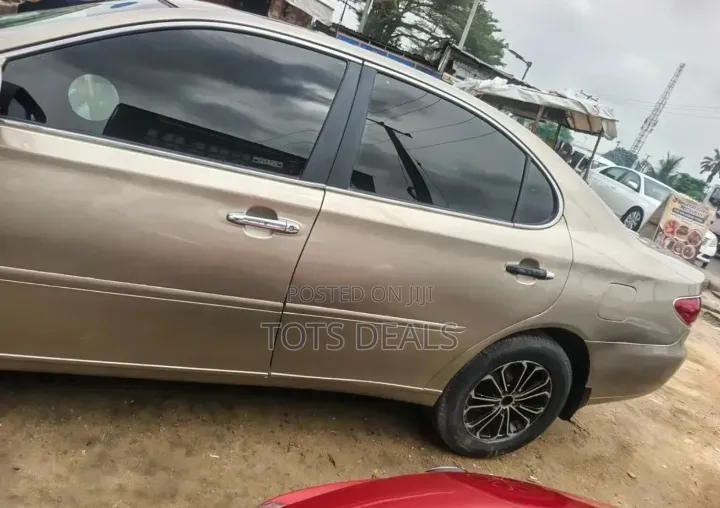 Lexus ES 330 2006 Gold