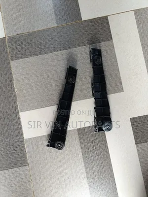 Bumper Clip Toyota Camry 2012