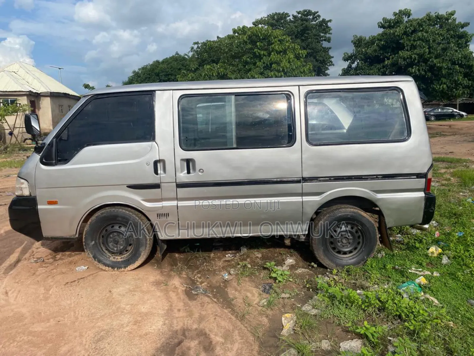 Mazda Bongo 2010 Blue