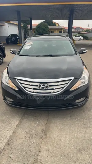Hyundai Sonata Limited Sedan FWD (2.4L 4cyl 6A) 2012 Black