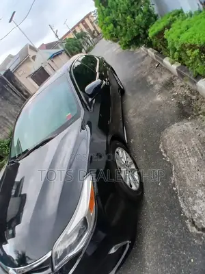 Toyota Avalon XLE 4dr Sedan (3.5L 6cyl 6A) 2014 Black