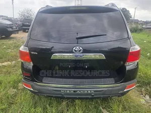 Toyota Highlander 2013 Black