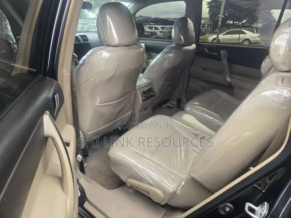Toyota Highlander 2013 Black
