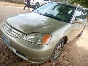 Honda Civic 2002 Gold