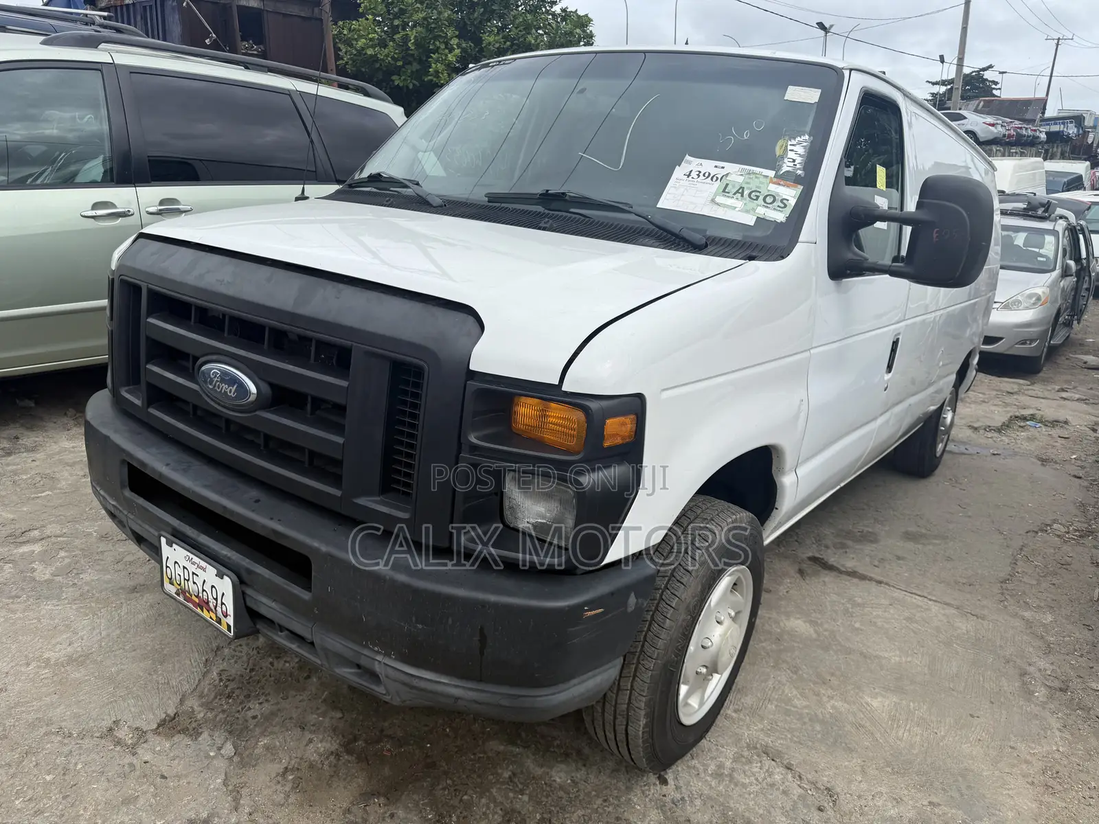 Ford E250 2010 White