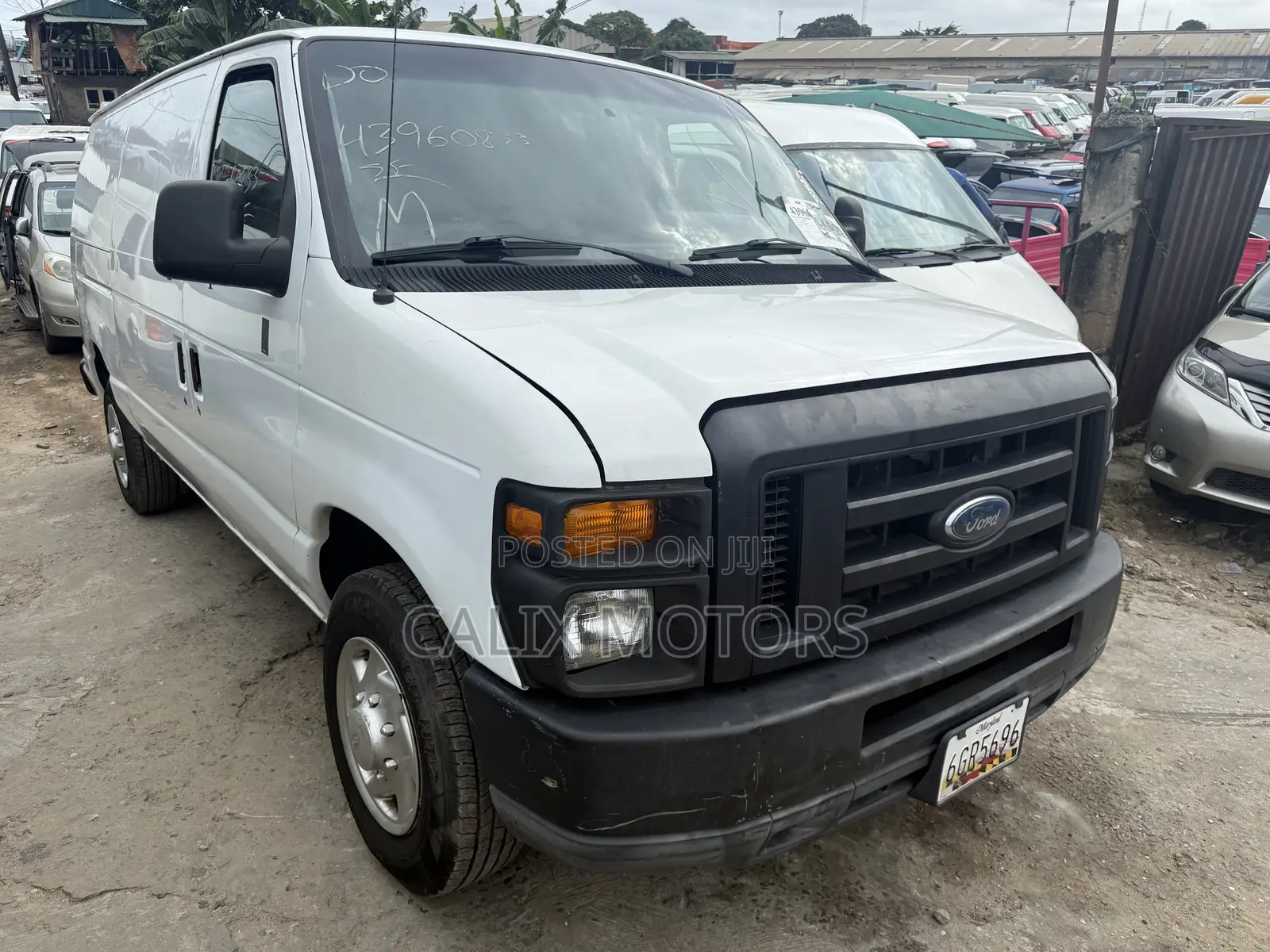 Ford E250 2010 White