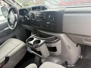 Ford E250 2010 White