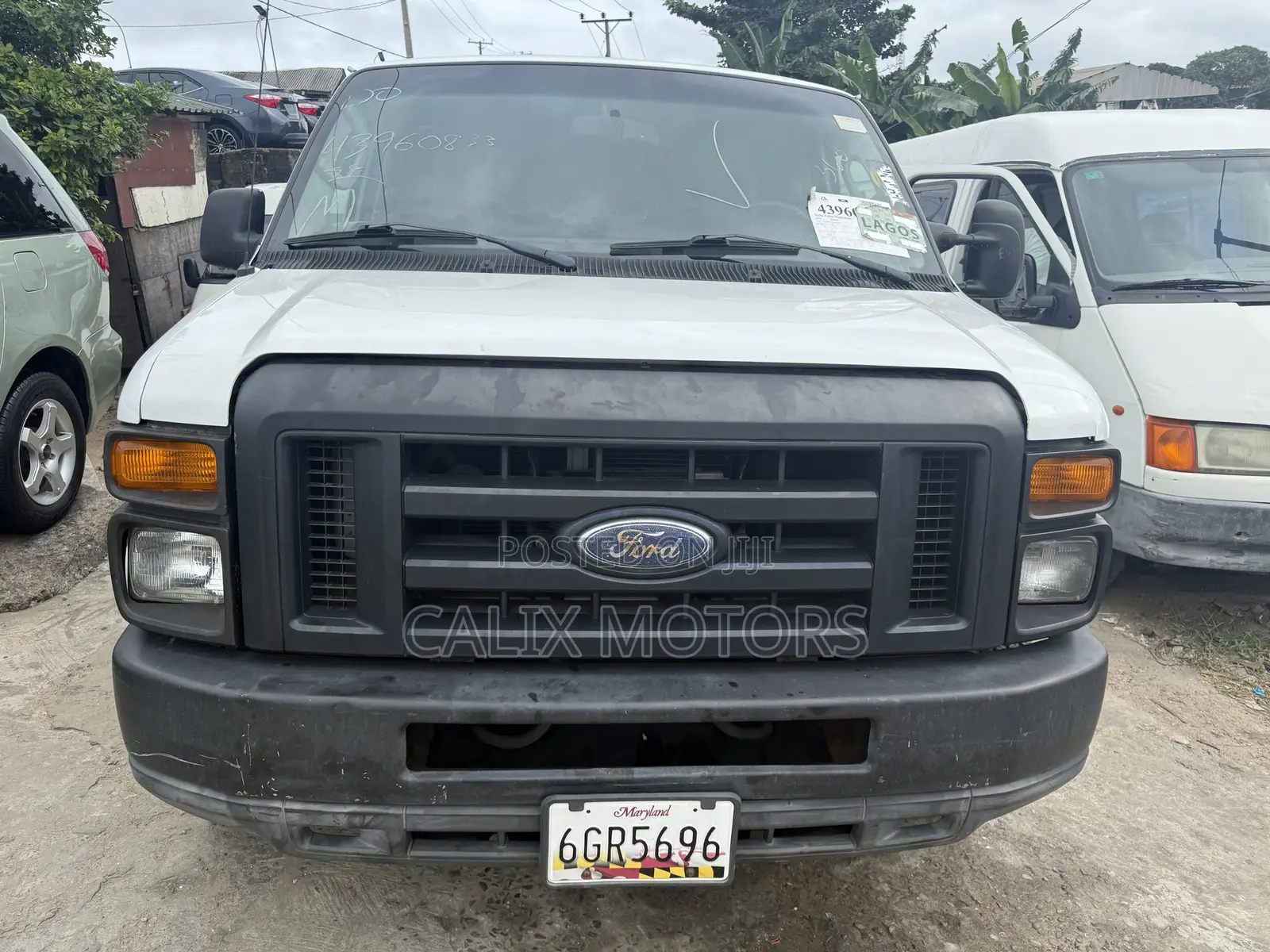 Ford E250 2010 White