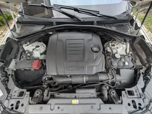 Land Rover Range Rover Velar 2019 White
