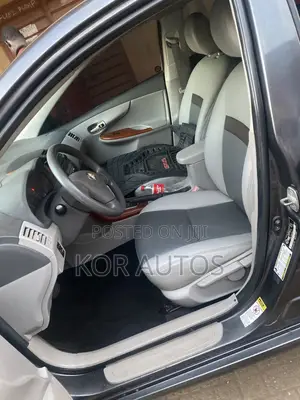 Toyota Corolla 2009 Gray