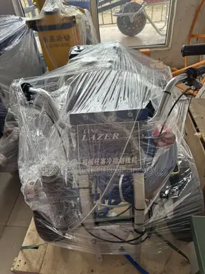 Professional Cold Airless Spray Road Marking Machine