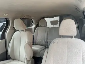 Toyota Sienna 2013 White