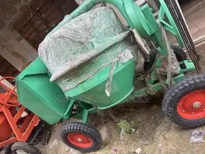 Heavy-Duty 600L Concrete Cement Mixer