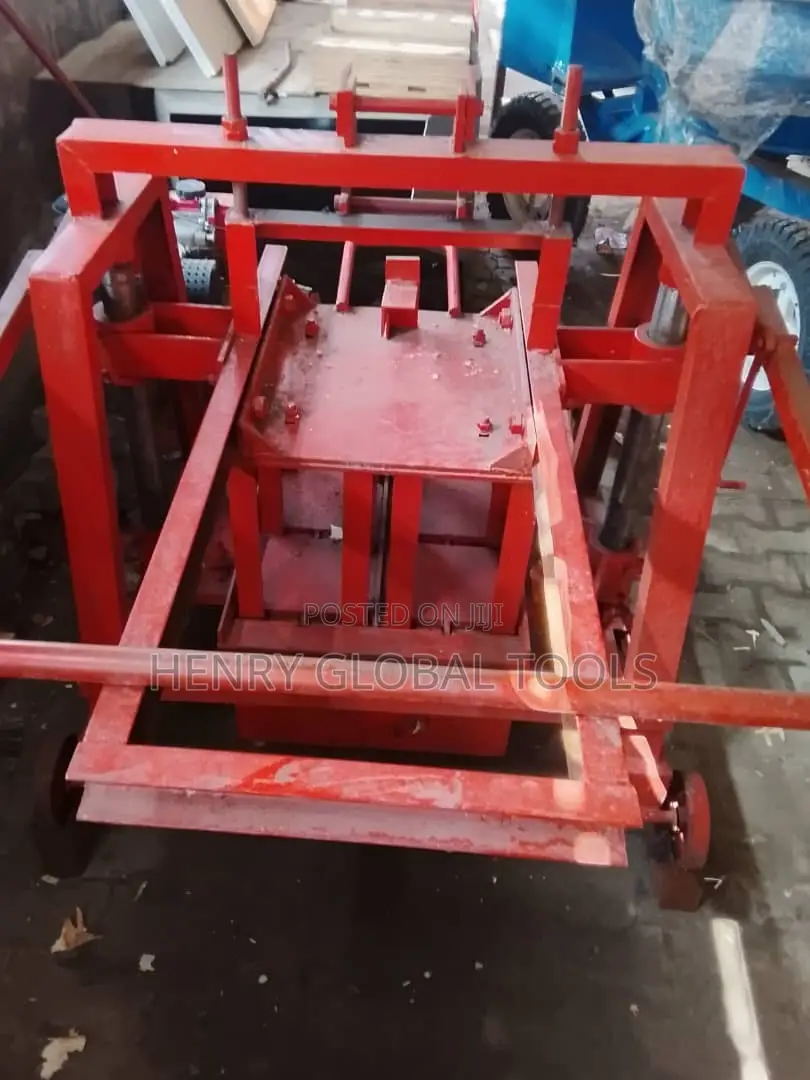 Heavy-Duty Gasoline Vibrating Block Moulding Machine