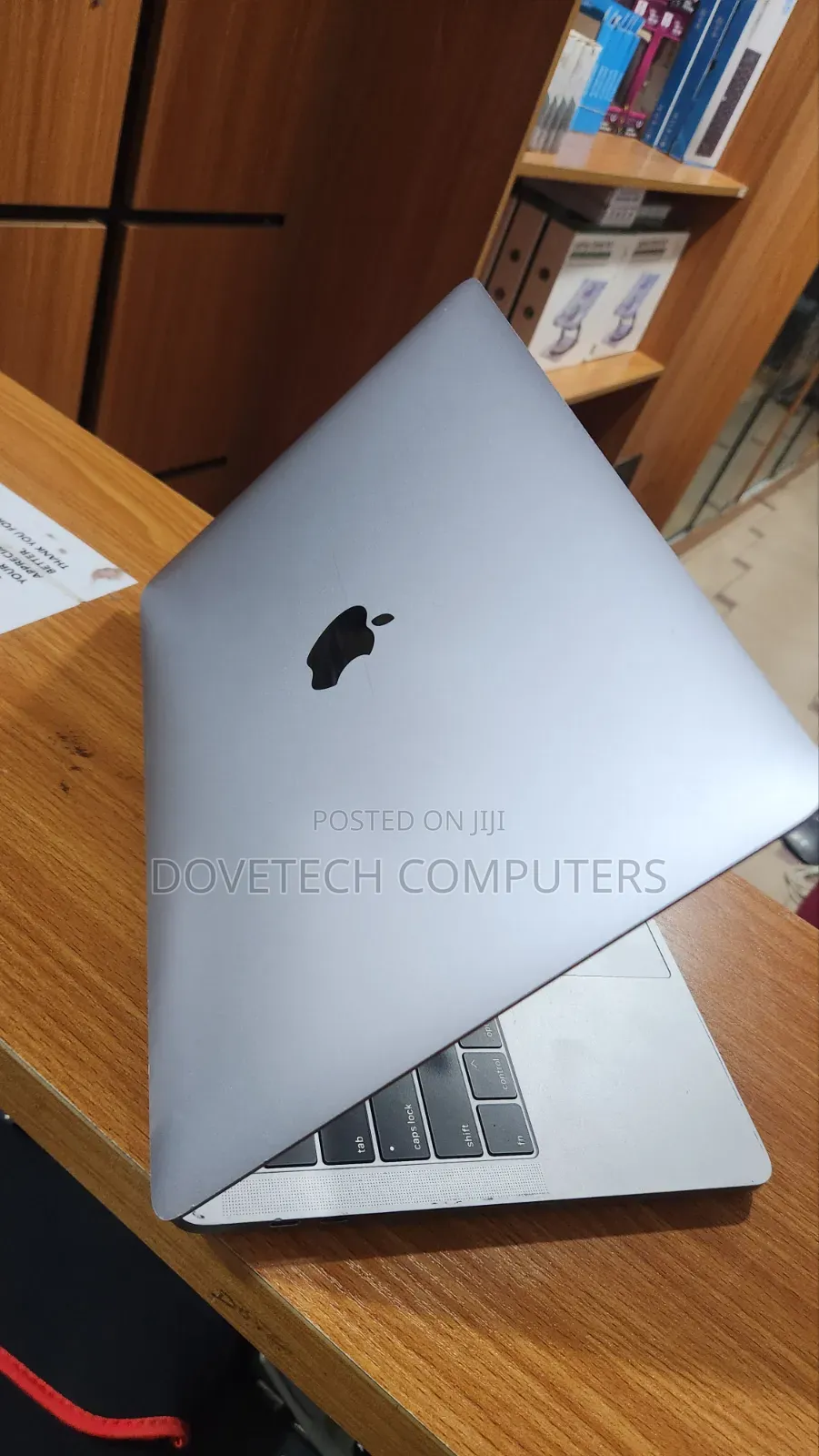 Laptop Apple MacBook 2018 8GB Intel Core i5 SSD 256GB