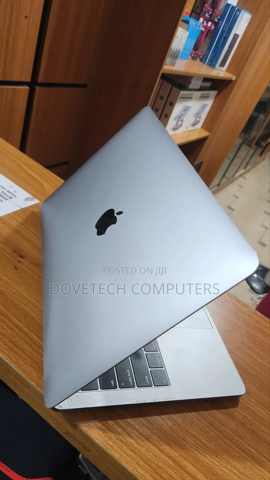 Laptop Apple MacBook 2018 8GB Intel Core i5 SSD 256GB