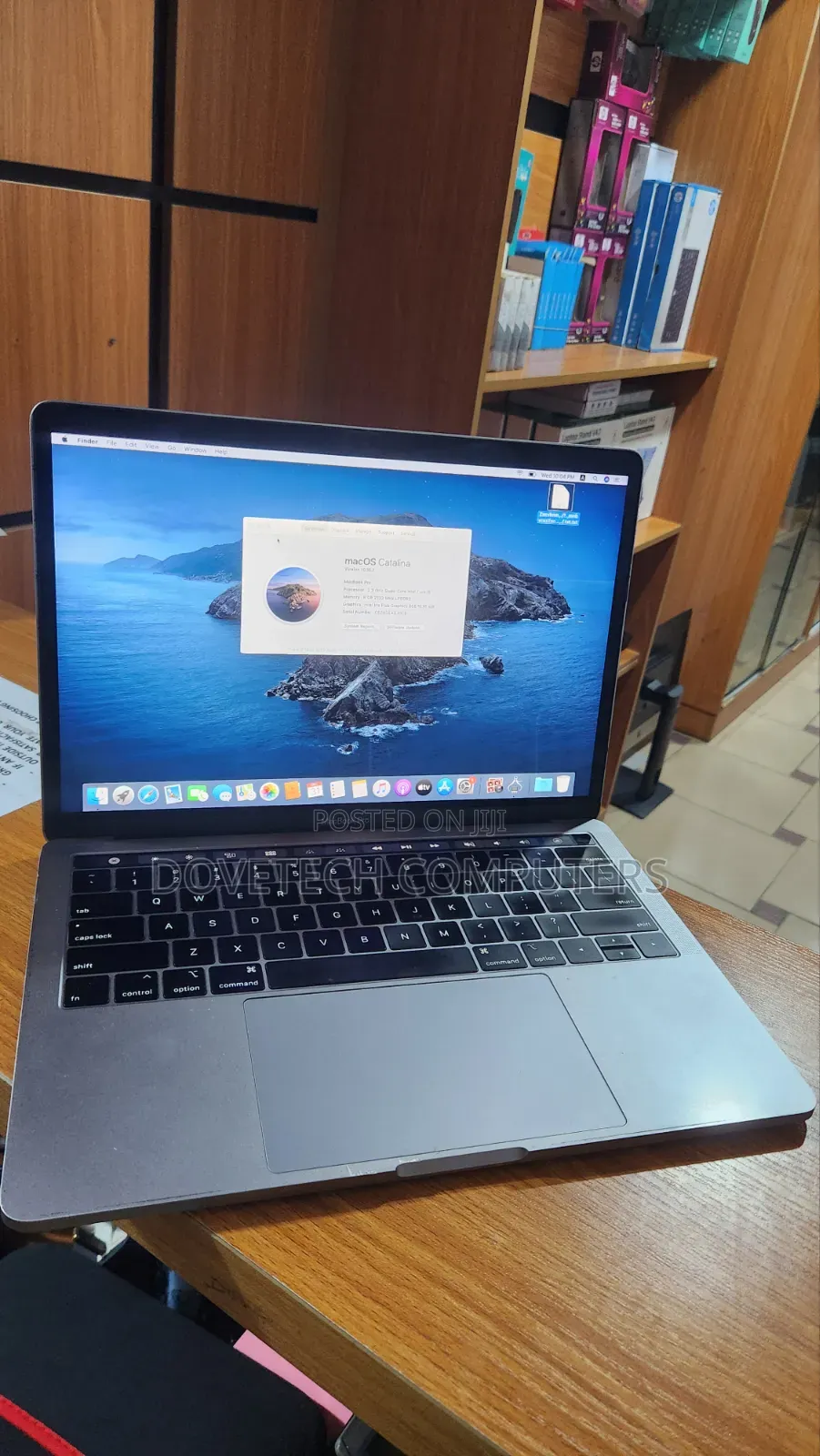 Laptop Apple MacBook 2018 8GB Intel Core i5 SSD 256GB