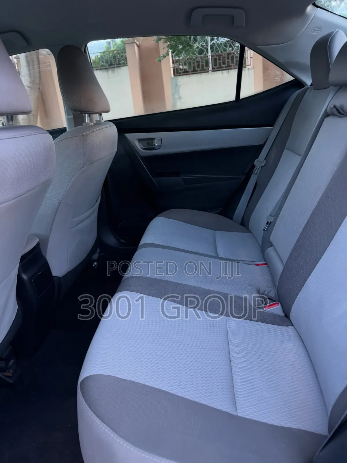 Toyota Corolla 2017 Silver