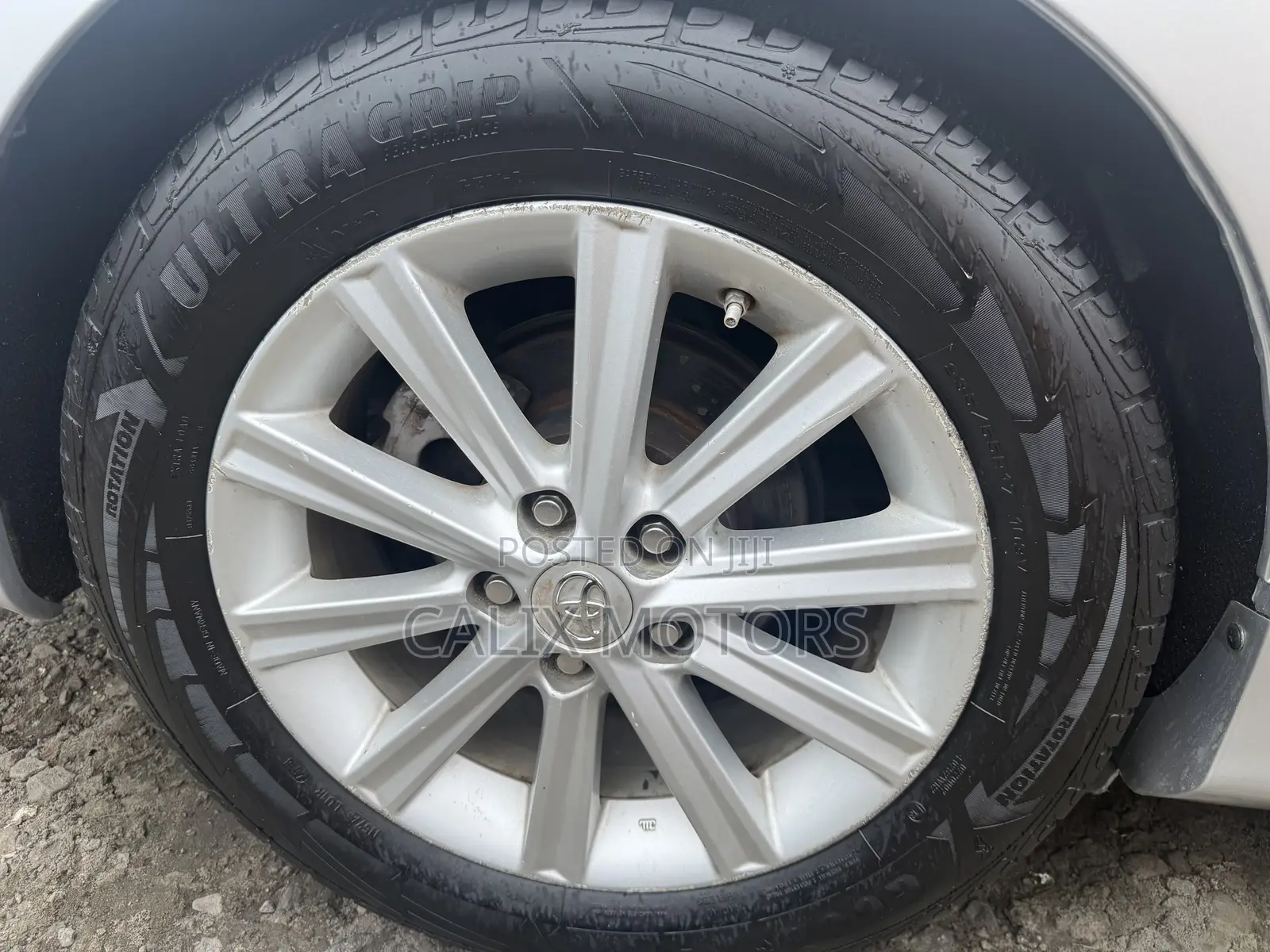 Toyota Camry 2014 Silver