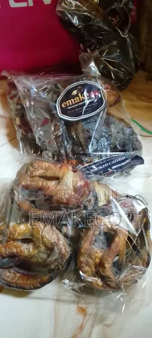 Emakeco Premium Smoke Catfish